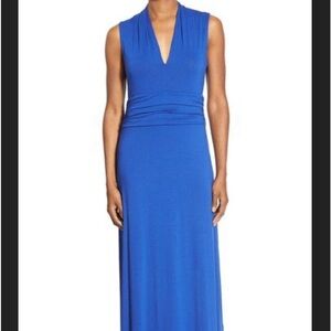 V-neck Maxi Dress